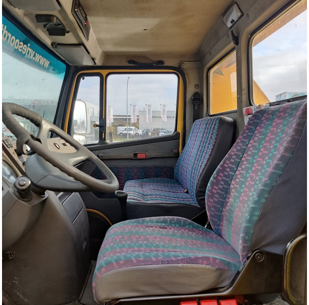 Camion porte-voitures Mercedes-Benz 609: photos 8