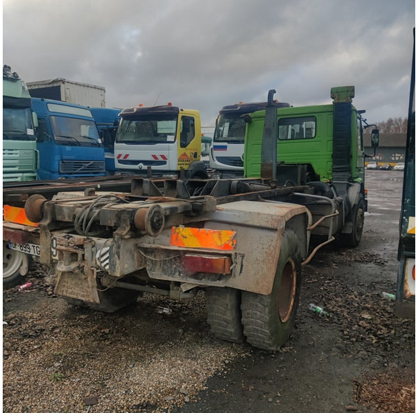 Scania 82-H - Camion porte-conteneur/ Caisse mobile: photos 5 Scania 82-H - Camion porte-conteneur/ Caisse mobile: photos 5