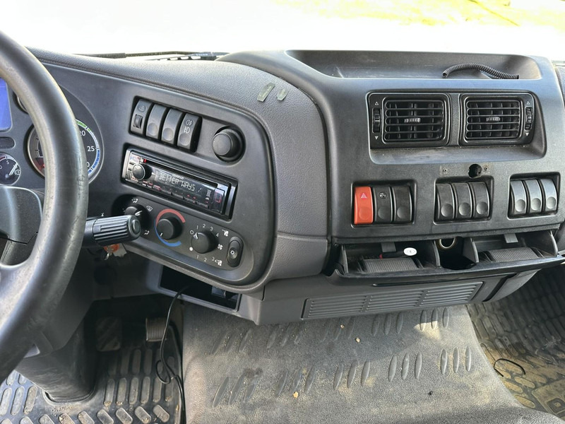 Camion DAF LF 55.250 12T - GLASTRANSPORT / GLASRESTEEL - AIR SUSPENSION - EURO 4 - BELGIAN REGISTRATION: photos 16 Camion DAF LF 55.250 12T - GLASTRANSPORT / GLASRESTEEL - AIR SUSPENSION - EURO 4 - BELGIAN REGISTRATION: photos 16