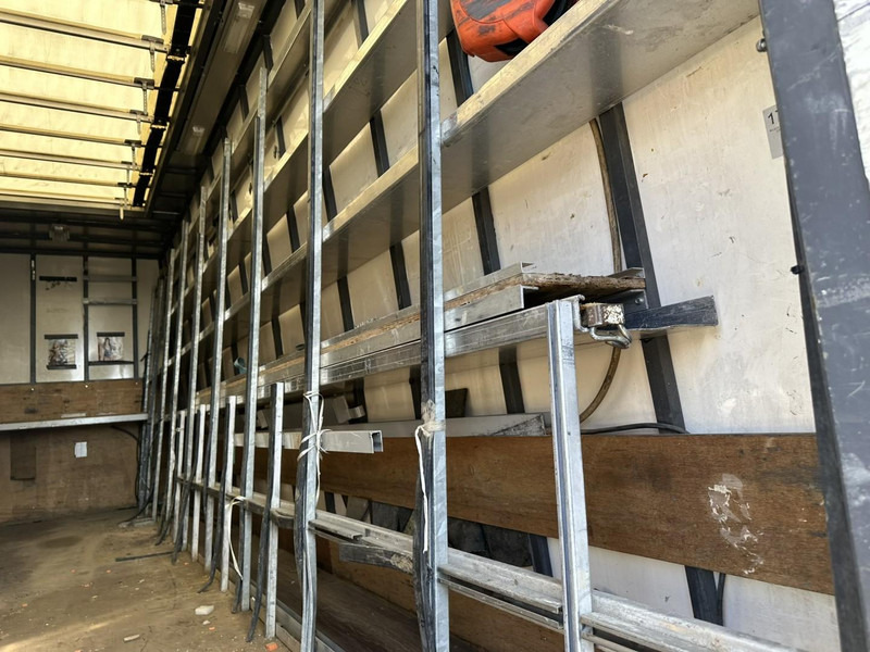 Camion DAF LF 55.250 12T - GLASTRANSPORT / GLASRESTEEL - AIR SUSPENSION - EURO 4 - BELGIAN REGISTRATION: photos 10 Camion DAF LF 55.250 12T - GLASTRANSPORT / GLASRESTEEL - AIR SUSPENSION - EURO 4 - BELGIAN REGISTRATION: photos 10