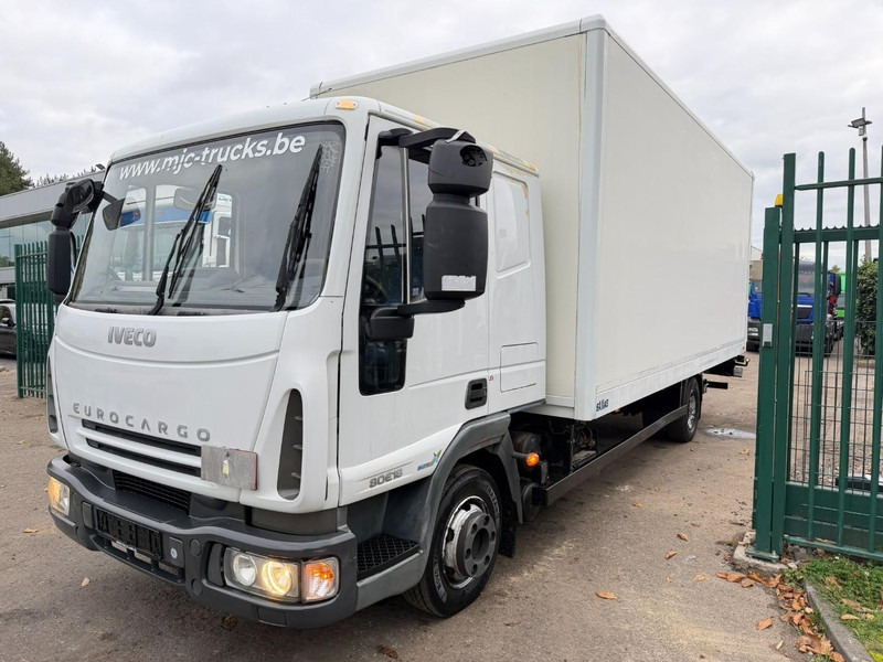 Iveco EUROCARGO 80E18 CLOSED BOX 6m00 x 2m49 x 2m37 - EURO 5 - *176.000km* - TAILLIFT - MANUAL - BE TRUCK - Camion fourgon: photos 3 Iveco EUROCARGO 80E18 CLOSED BOX 6m00 x 2m49 x 2m37 - EURO 5 - *176.000km* - TAILLIFT - MANUAL - BE TRUCK - Camion fourgon: photos 3