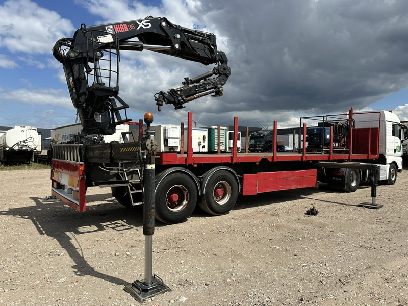 Kwb 2-AXLES PLATFORM + CRANE + HIAB 377 E-4 HIPRO + JIB 100X-3 + RADIO + ROTATOR - SAF axles - AIR SUSPENISION - BELGIAN REG. - Semi-remorque plateau: photos 2 Kwb 2-AXLES PLATFORM + CRANE + HIAB 377 E-4 HIPRO + JIB 100X-3 + RADIO + ROTATOR - SAF axles - AIR SUSPENISION - BELGIAN REG. - Semi-remorque plateau: photos 2
