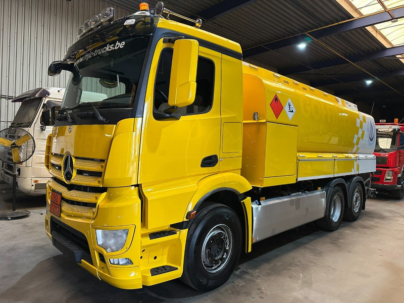 Mercedes-Benz ANTOS 2632 6x2 FUEL TANKER 16.000L - 4 COMP - DIESEL / PETROL - EURO 6 - LIFT / STEERING AXLE - BE TRUCK - Camion citerne: photos 1 Mercedes-Benz ANTOS 2632 6x2 FUEL TANKER 16.000L - 4 COMP - DIESEL / PETROL - EURO 6 - LIFT / STEERING AXLE - BE TRUCK - Camion citerne: photos 1