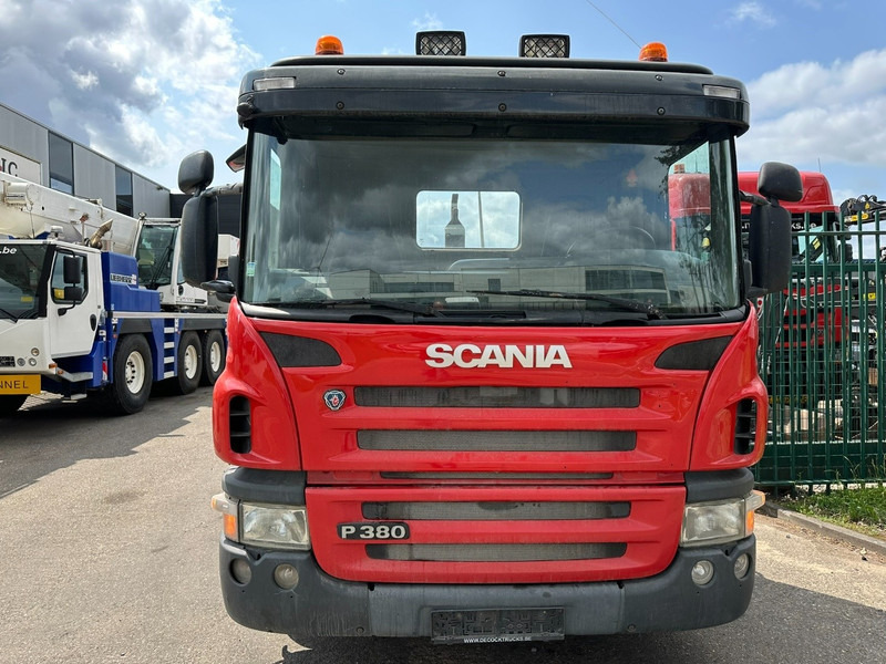 Scania P380 6x4 HOOKLIFT HIAB 25T - 6100mm - A/C - CAMERA - AIR SUSPENSION - Camion ampliroll: photos 2 Scania P380 6x4 HOOKLIFT HIAB 25T - 6100mm - A/C - CAMERA - AIR SUSPENSION - Camion ampliroll: photos 2