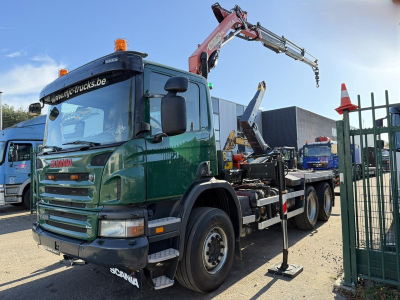 Scania P400 6x4 HOOKLIFT + CRANE PALFINGER PK9001 EH - RETARDER - 5/6F + ROTATOR + RADIO - WB 3m90 - EURO 5 - HUB REDUCTION / SPRING - BE TRUCK - Camion ampliroll, Camion grue: photos 4 Scania P400 6x4 HOOKLIFT + CRANE PALFINGER PK9001 EH - RETARDER - 5/6F + ROTATOR + RADIO - WB 3m90 - EURO 5 - HUB REDUCTION / SPRING - BE TRUCK - Camion ampliroll, Camion grue: photos 4