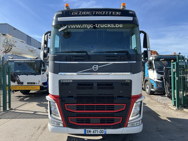 Volvo FH 540 SPOILERS + SIDESKIRTS - RETARDER - I-SHIFT - I-PARKCOOL - FRIGO - *715.000KM* - Tracteur routier: photos 2 Volvo FH 540 SPOILERS + SIDESKIRTS - RETARDER - I-SHIFT - I-PARKCOOL - FRIGO - *715.000KM* - Tracteur routier: photos 2