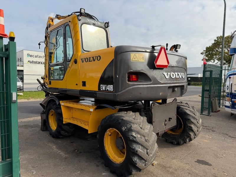 Volvo EW 140 B *FULL HYDR* - BLADE - 10.485h - TILT BUCKET - CE - NL MACHINE - GOOD CONDITION - Pelle sur pneus: photos 4 Volvo EW 140 B *FULL HYDR* - BLADE - 10.485h - TILT BUCKET - CE - NL MACHINE - GOOD CONDITION - Pelle sur pneus: photos 4