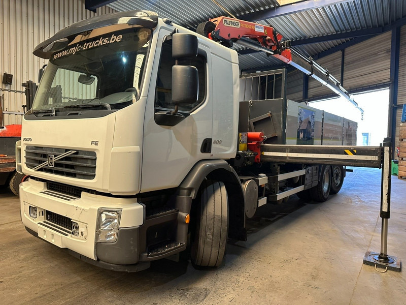 Volvo FE 300 6x2 + crane (20m!) PALFINGER PK18002 E 6x - LIFT / STEERING AXLE - MANUAL - EURO 5 - Camion plateau, Camion grue: photos 4 Volvo FE 300 6x2 + crane (20m!) PALFINGER PK18002 E 6x - LIFT / STEERING AXLE - MANUAL - EURO 5 - Camion plateau, Camion grue: photos 4