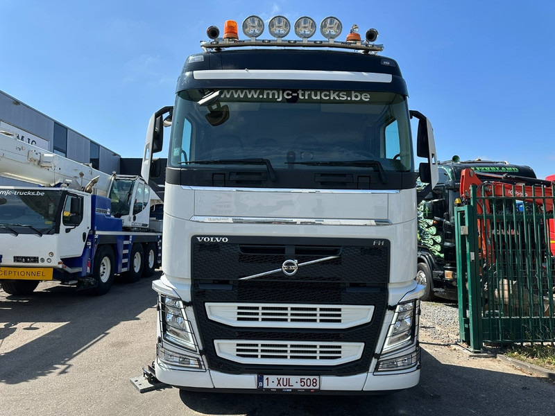 Volvo FH 420 8x4 TRIDEM + (26m!) KRAAN HIAB 408 E-8 + 2 ME HIPRO + WINCH - 63.000km ONLY - CREWCAB 4 SEATER - PLATFORM 7m - TOP CONDITION - Camion grue: photos 4 Volvo FH 420 8x4 TRIDEM + (26m!) KRAAN HIAB 408 E-8 + 2 ME HIPRO + WINCH - 63.000km ONLY - CREWCAB 4 SEATER - PLATFORM 7m - TOP CONDITION - Camion grue: photos 4