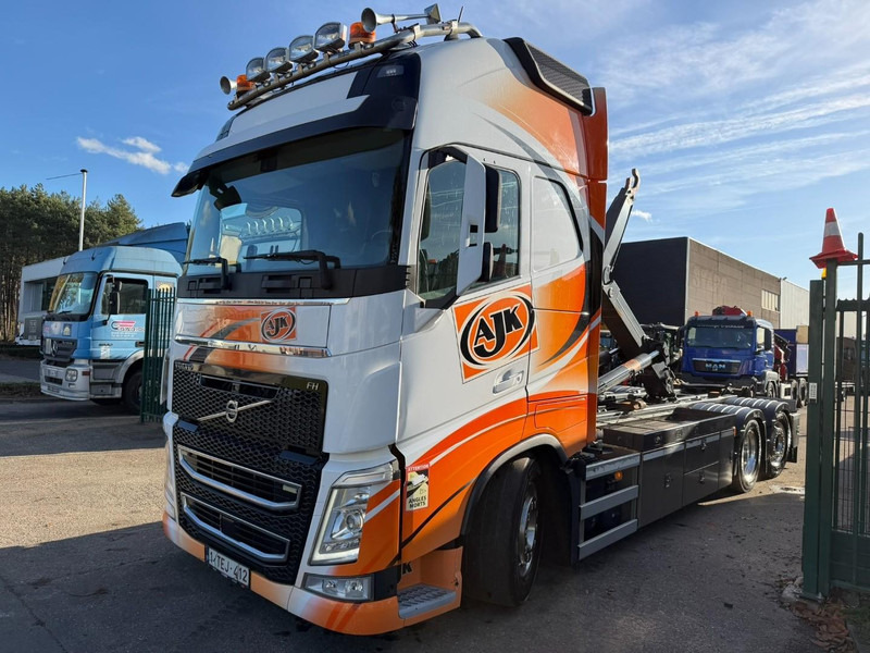 Volvo FH 460 6x2 GLOBE XL AJK HOOKLIFT - *FULL AIR* - DYNAMIC STEERING - I PARK COOL - LIFT + STEERING - ALCOA - BE TRUCK - TOP CONDITION - Camion ampliroll: photos 3 Volvo FH 460 6x2 GLOBE XL AJK HOOKLIFT - *FULL AIR* - DYNAMIC STEERING - I PARK COOL - LIFT + STEERING - ALCOA - BE TRUCK - TOP CONDITION - Camion ampliroll: photos 3