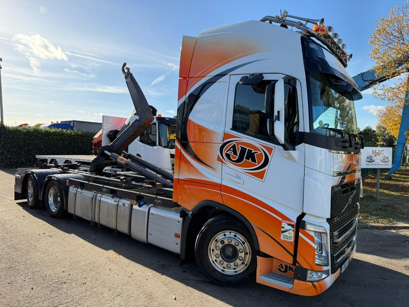 Volvo FH 460 6x2 GLOBE XL AJK HOOKLIFT - *FULL AIR* - DYNAMIC STEERING - I PARK COOL - LIFT + STEERING - ALCOA - BE TRUCK - TOP CONDITION - Camion ampliroll: photos 1 Volvo FH 460 6x2 GLOBE XL AJK HOOKLIFT - *FULL AIR* - DYNAMIC STEERING - I PARK COOL - LIFT + STEERING - ALCOA - BE TRUCK - TOP CONDITION - Camion ampliroll: photos 1