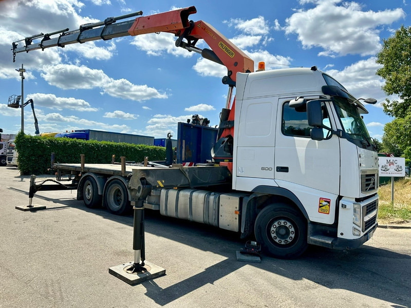 Volvo FH 500 6X2 + CRANE PALFINGER PK50002 E 6x - RETARDER - PLATFORM 6m20 - TWISTLOCKS 20' - 561.000km - EURO 5 - Camion grue: photos 1 Volvo FH 500 6X2 + CRANE PALFINGER PK50002 E 6x - RETARDER - PLATFORM 6m20 - TWISTLOCKS 20' - 561.000km - EURO 5 - Camion grue: photos 1