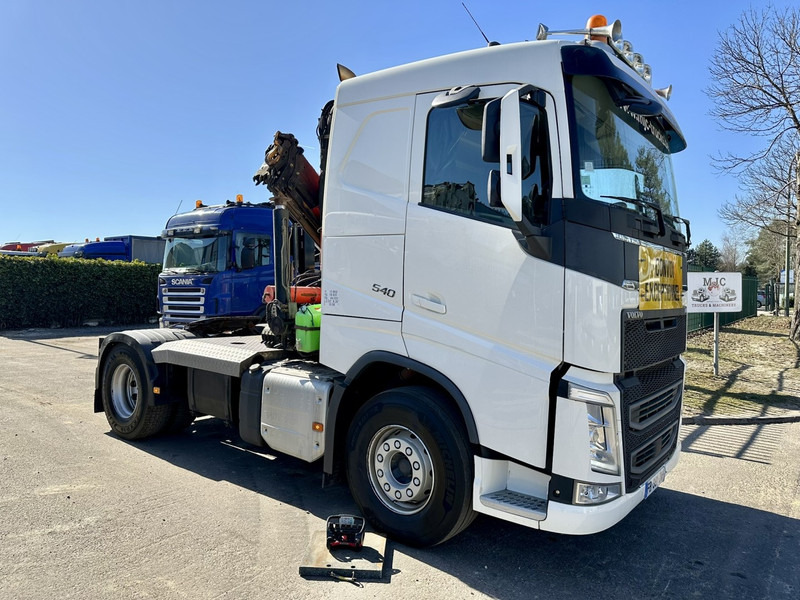 Volvo FH 540 TRACTOR + CRANE PK 18500 + RADIO - *449.000km* - EURO 6 - COC - 4 STABS - Camion grue: photos 2 Volvo FH 540 TRACTOR + CRANE PK 18500 + RADIO - *449.000km* - EURO 6 - COC - 4 STABS - Camion grue: photos 2