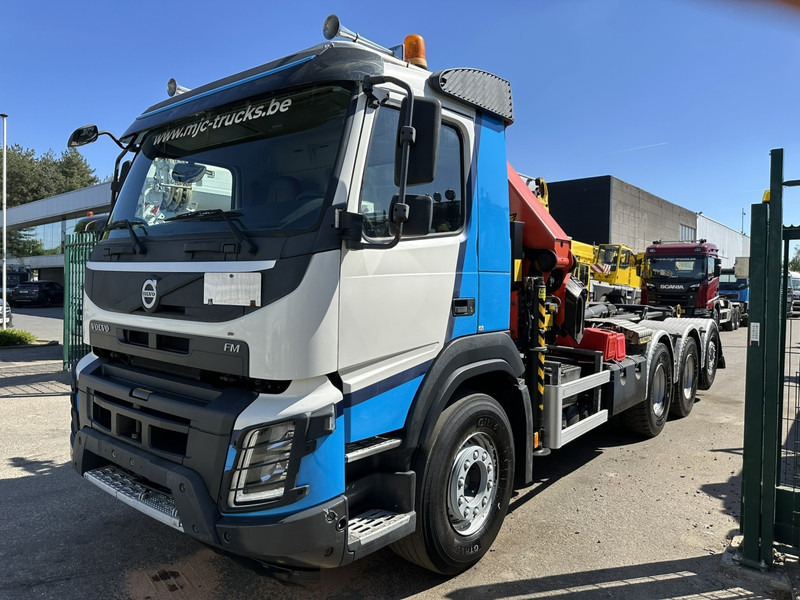 Volvo FMX 460 8x4 TRIDEM HOOKLIFT + CRANE PK 23002 SH + GRABBER / ROTATOR - EURO 6 - LIFT + STEERING AXLE - *374.000km* - EXT BUMPER - Camion ampliroll, Camion grue: photos 3 Volvo FMX 460 8x4 TRIDEM HOOKLIFT + CRANE PK 23002 SH + GRABBER / ROTATOR - EURO 6 - LIFT + STEERING AXLE - *374.000km* - EXT BUMPER - Camion ampliroll, Camion grue: photos 3