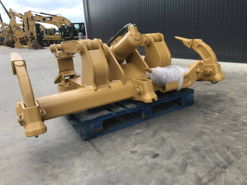 Cat D4 NG - Accessoire pour Engins de chantier: photos 3 Cat D4 NG - Accessoire pour Engins de chantier: photos 3