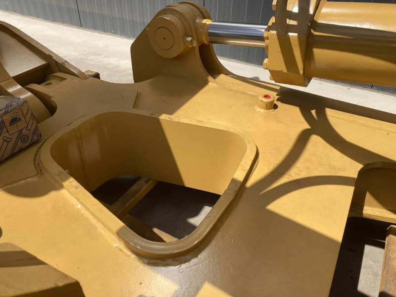 Cat D8R - Accessoire pour Engins de chantier: photos 3 Cat D8R - Accessoire pour Engins de chantier: photos 3