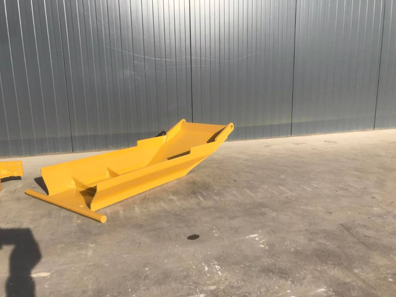 Cat Transmission Protection 12H / 12K / 140H / 140K / - Accessoire pour Engins de chantier: photos 1 Cat Transmission Protection 12H / 12K / 140H / 140K / - Accessoire pour Engins de chantier: photos 1