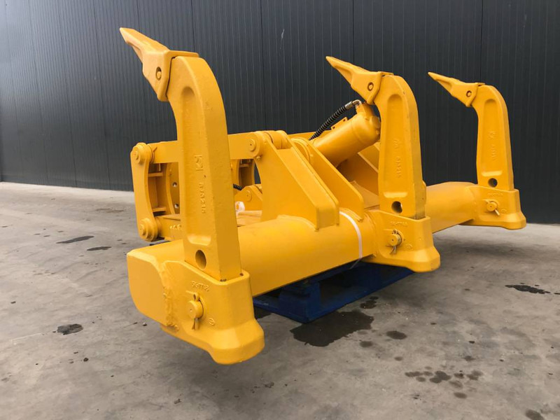 Komatsu D65 - Accessoire pour Engins de chantier: photos 2 Komatsu D65 - Accessoire pour Engins de chantier: photos 2