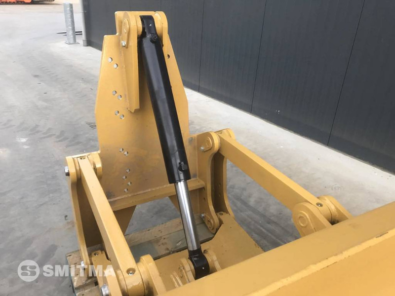 Cat 140 NG - Lame pour Engins de chantier: photos 4 Cat 140 NG - Lame pour Engins de chantier: photos 4