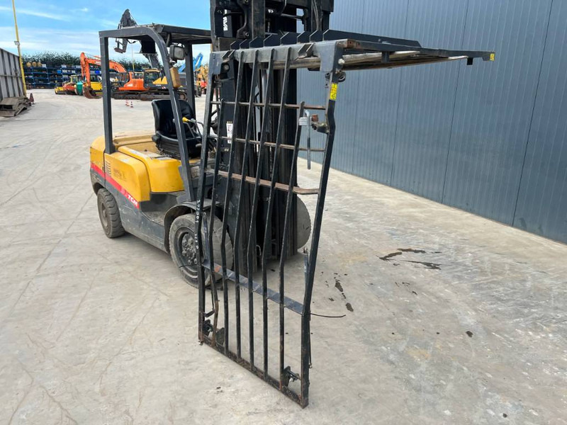 Cat 312D / 315D / 319D / 320D / 324D / 329D / 330D / 3 - Cabine et intérieur pour Engins de chantier: photos 1 Cat 312D / 315D / 319D / 320D / 324D / 329D / 330D / 3 - Cabine et intérieur pour Engins de chantier: photos 1