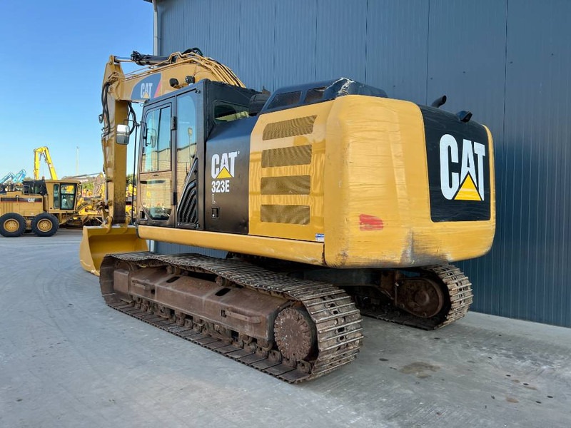 Cat 323E L - Pelle sur chenille: photos 4 Cat 323E L - Pelle sur chenille: photos 4