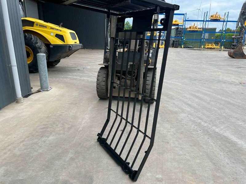 Cat 345D Guard - Cabine et intérieur pour Engins de chantier: photos 3 Cat 345D Guard - Cabine et intérieur pour Engins de chantier: photos 3