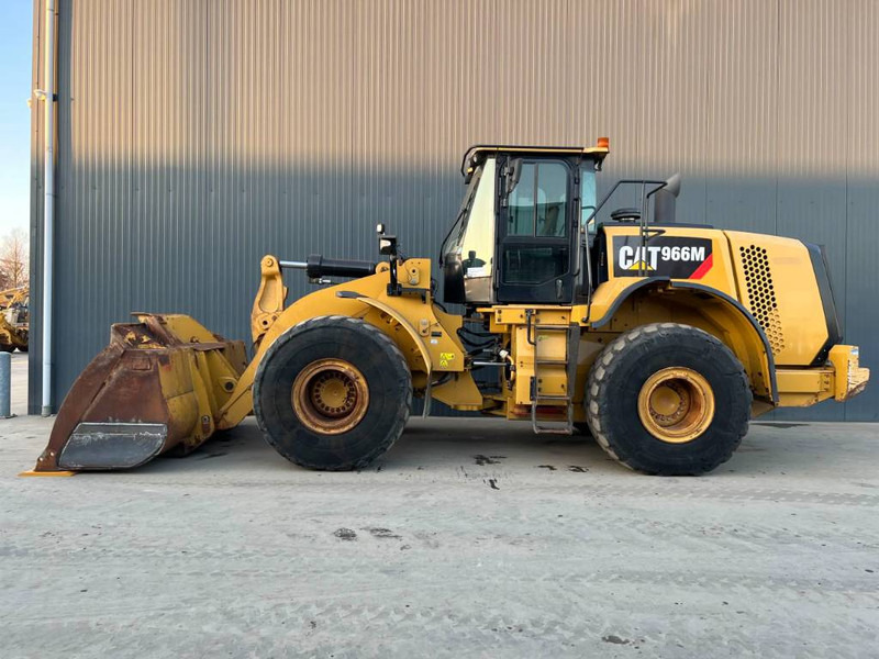 Cat 966M - Chargeuse sur pneus: photos 5 Cat 966M - Chargeuse sur pneus: photos 5