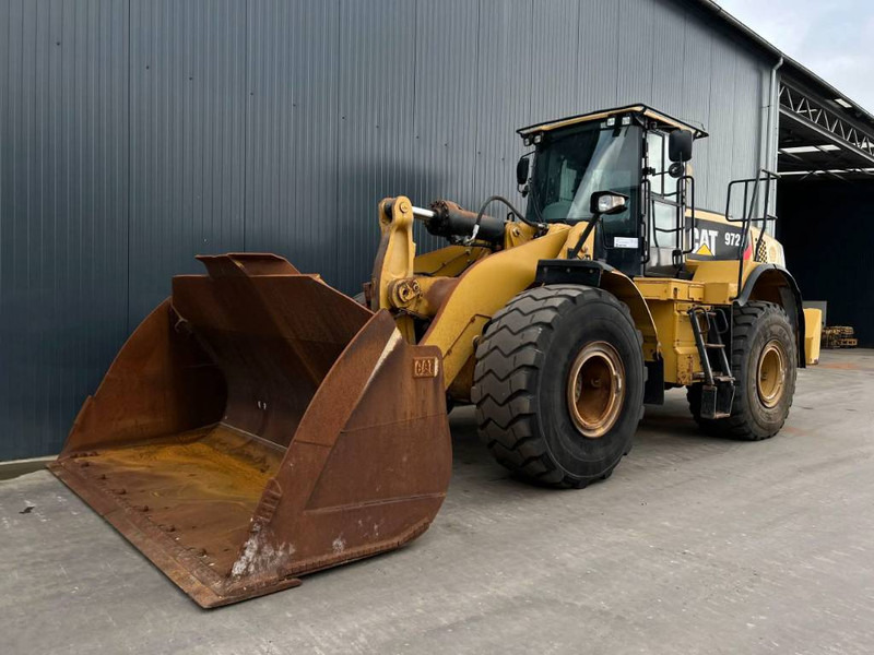 Cat 972K - Chargeuse sur pneus: photos 1 Cat 972K - Chargeuse sur pneus: photos 1
