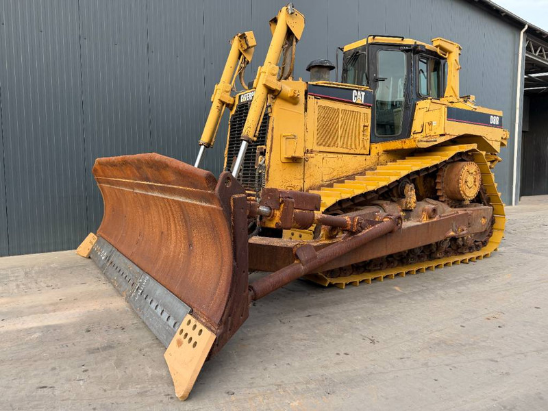 Cat D8R SERIES II - Bulldozer: photos 1 Cat D8R SERIES II - Bulldozer: photos 1