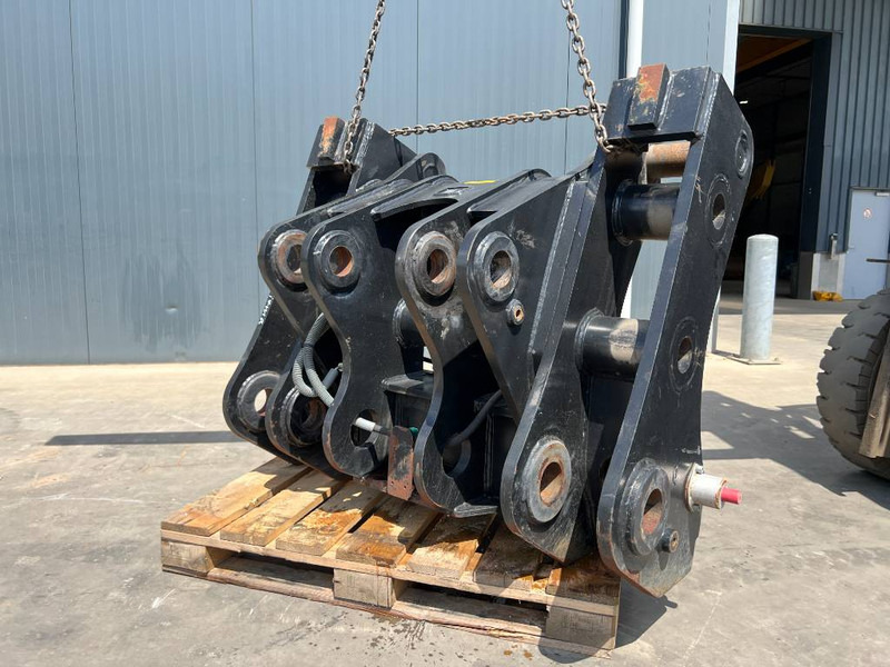 Cat Volvo / ISO / Lundberg 980G / 980H / 980K / 980M - Attache rapide pour Engins de chantier: photos 1 Cat Volvo / ISO / Lundberg 980G / 980H / 980K / 980M - Attache rapide pour Engins de chantier: photos 1