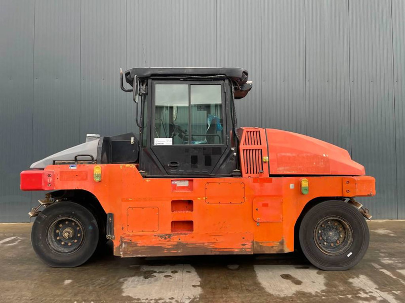Dynapac CP224 - Compacteur à pneus: photos 2 Dynapac CP224 - Compacteur à pneus: photos 2