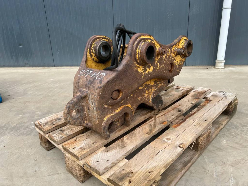 Miller Caterpillar 311D / 312D / 312E / 313F / 314D / 314 - Attache rapide pour Engins de chantier: photos 1 Miller Caterpillar 311D / 312D / 312E / 313F / 314D / 314 - Attache rapide pour Engins de chantier: photos 1