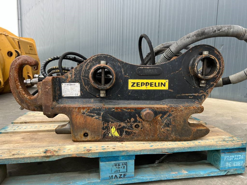 Attache rapide pour Engins de chantier OilQuick OQ70/55 - 323F: photos 8