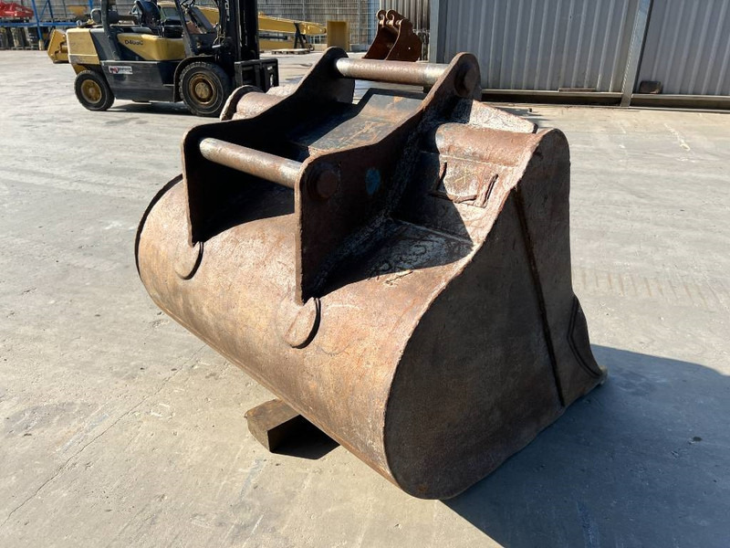 OilQuick OQ70/55 - Godet pour Engins de chantier: photos 4 OilQuick OQ70/55 - Godet pour Engins de chantier: photos 4