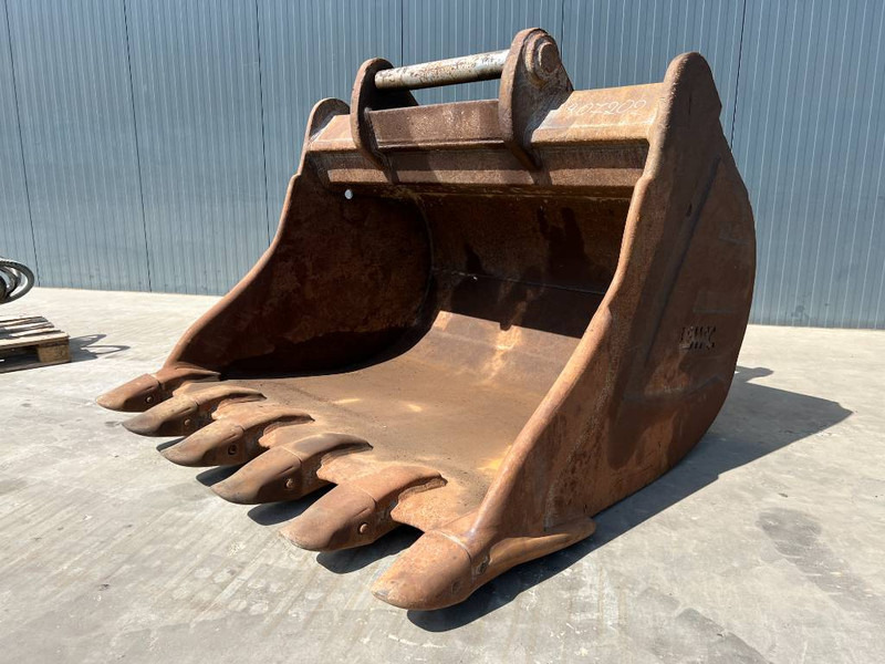 Godet pour Engins de chantier OilQuick OQ90: photos 1