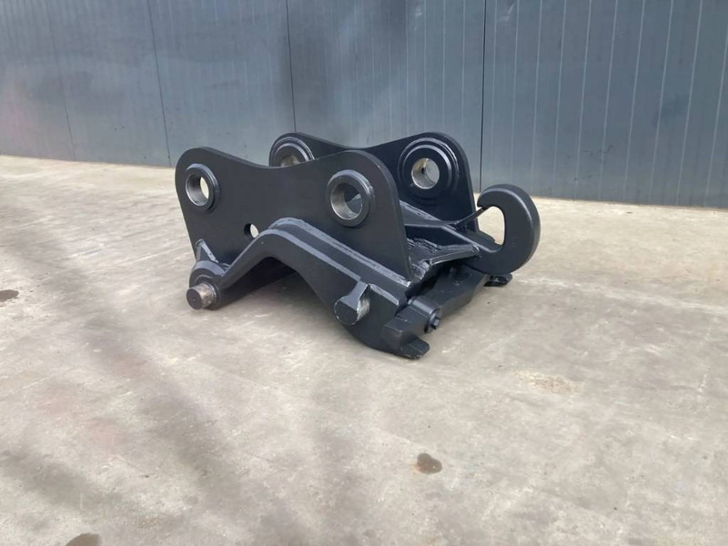 Smitma CW40 - EC210 - Attache rapide pour Engins de chantier: photos 2 Smitma CW40 - EC210 - Attache rapide pour Engins de chantier: photos 2