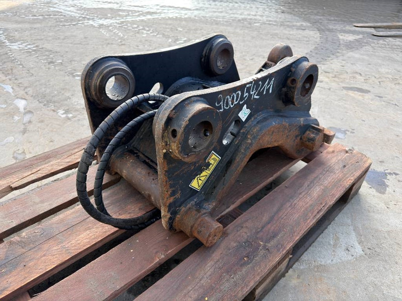 Verachtert CW20S - 312 / 311F / 313F / 315F - Attache rapide pour Engins de chantier: photos 4 Verachtert CW20S - 312 / 311F / 313F / 315F - Attache rapide pour Engins de chantier: photos 4