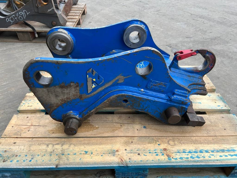 Verachtert CW30S / CW40S - DX140 / DX160 Toggle favourite - Attache rapide pour Engins de chantier: photos 4 Verachtert CW30S / CW40S - DX140 / DX160 Toggle favourite - Attache rapide pour Engins de chantier: photos 4