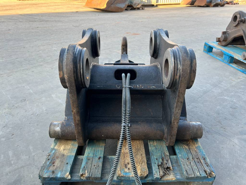 Verachtert CW45 - 329E - Attache rapide pour Engins de chantier: photos 5 Verachtert CW45 - 329E - Attache rapide pour Engins de chantier: photos 5