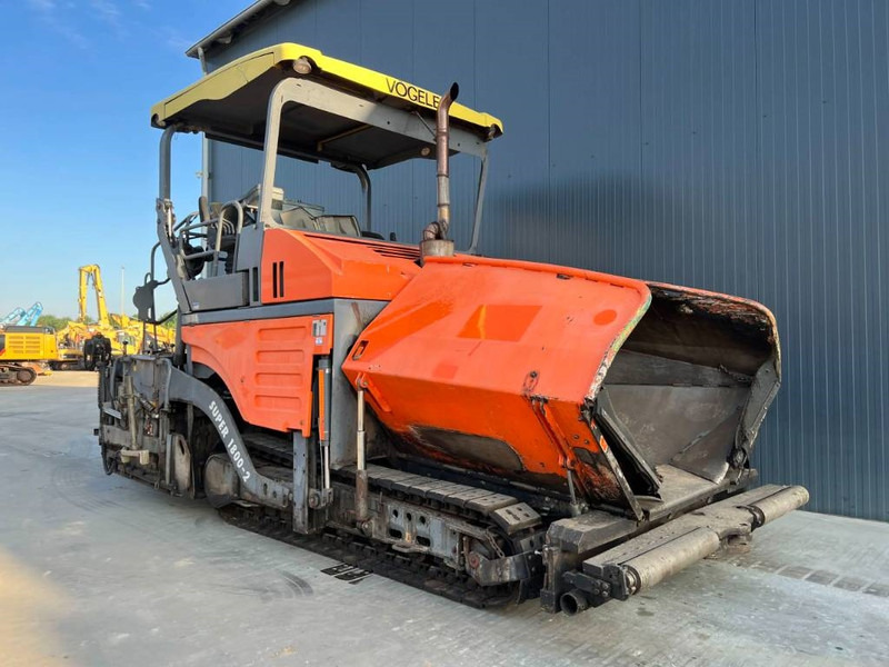 Vögele SUPER 1800-2 - Finisseur: photos 3 Vögele SUPER 1800-2 - Finisseur: photos 3