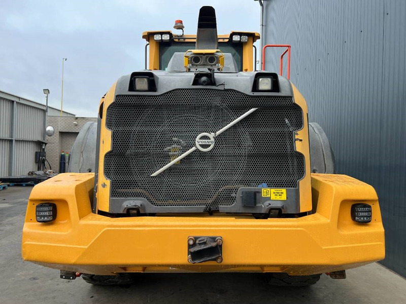 Volvo L120H - 3rd Valve - Weight System - Chargeuse sur pneus: photos 4 Volvo L120H - 3rd Valve - Weight System - Chargeuse sur pneus: photos 4