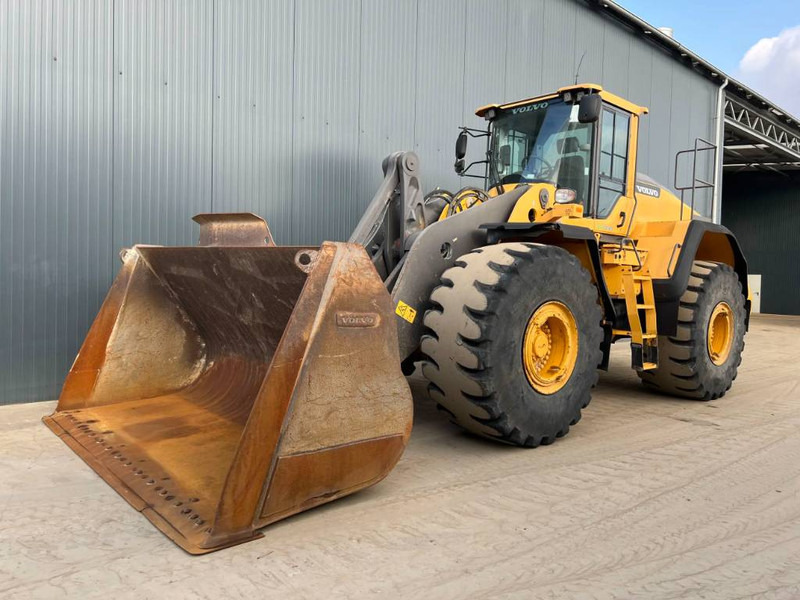 Volvo L220H - Chargeuse sur pneus: photos 1 Volvo L220H - Chargeuse sur pneus: photos 1