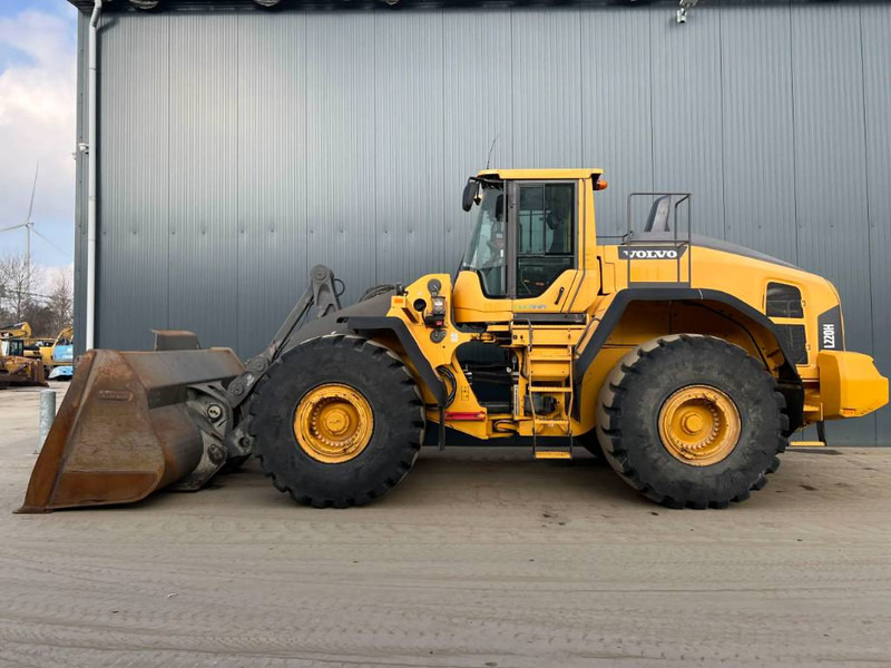 Volvo L220H - Chargeuse sur pneus: photos 5 Volvo L220H - Chargeuse sur pneus: photos 5