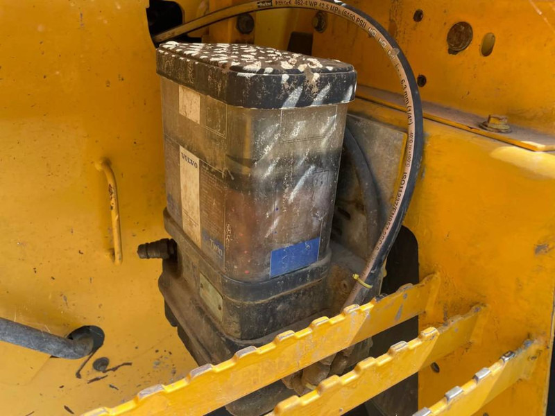 Chargeuse sur pneus Volvo L90F - 3rd valve: photos 8