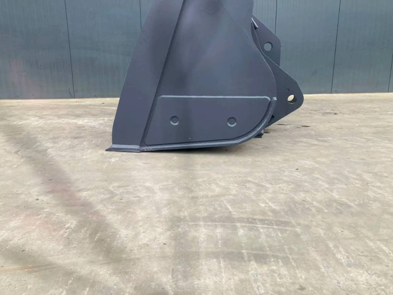 Volvo L90F - Godet pour Engins de chantier: photos 2 Volvo L90F - Godet pour Engins de chantier: photos 2
