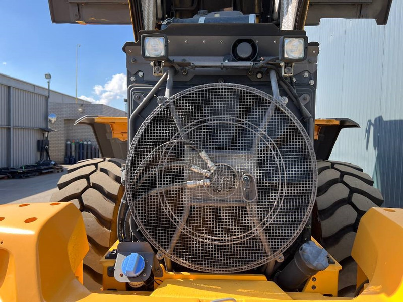 Chargeuse sur pneus Volvo L90H: photos 17