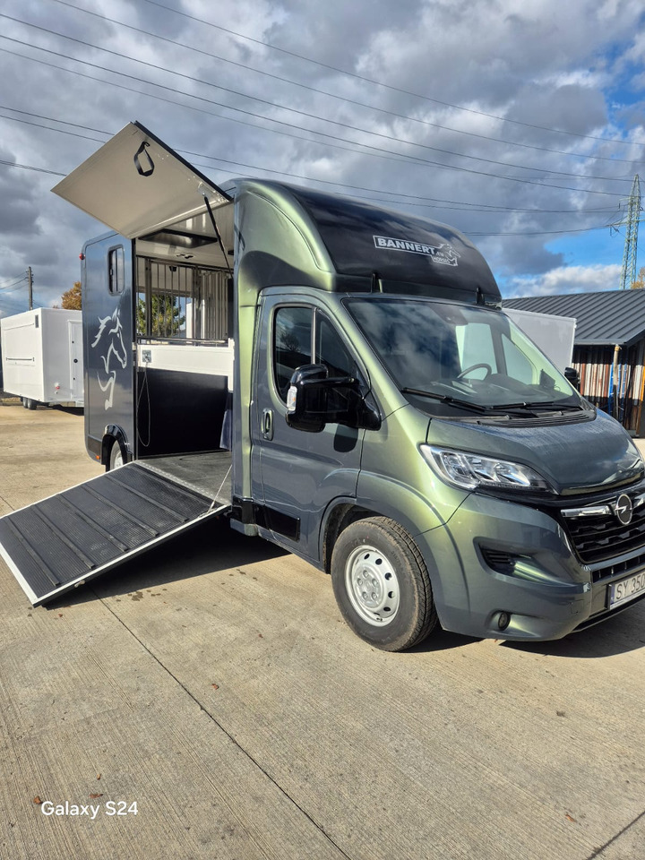 Opel Bannert Koniowoz / Horse Truck / In Stock - Camion chevaux: photos 1 Opel Bannert Koniowoz / Horse Truck / In Stock - Camion chevaux: photos 1
