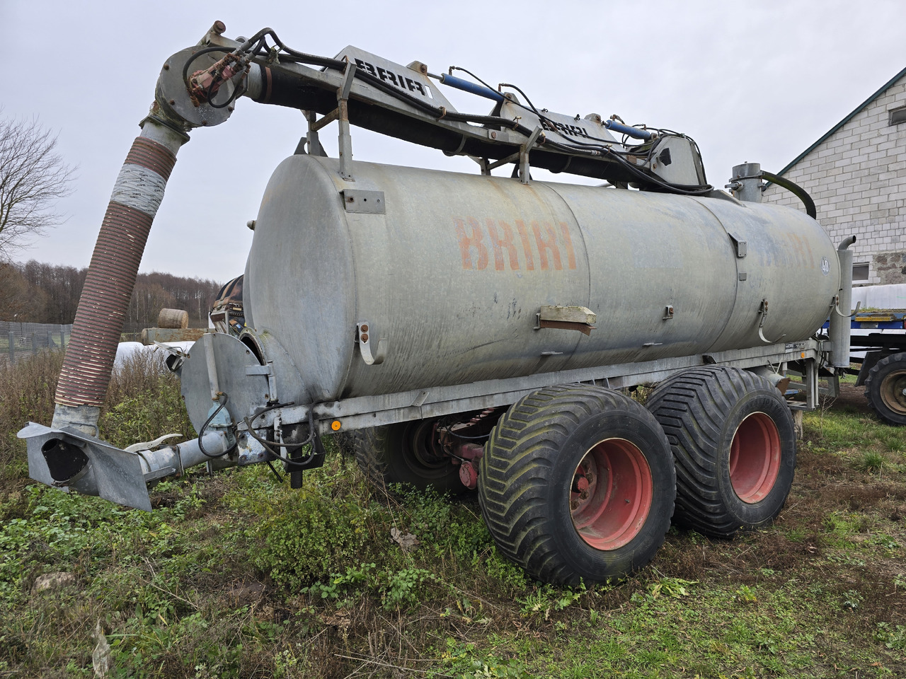BRIRI Behalterbau VTTW140 - Tonne à lisier: photos 1 BRIRI Behalterbau VTTW140 - Tonne à lisier: photos 1
