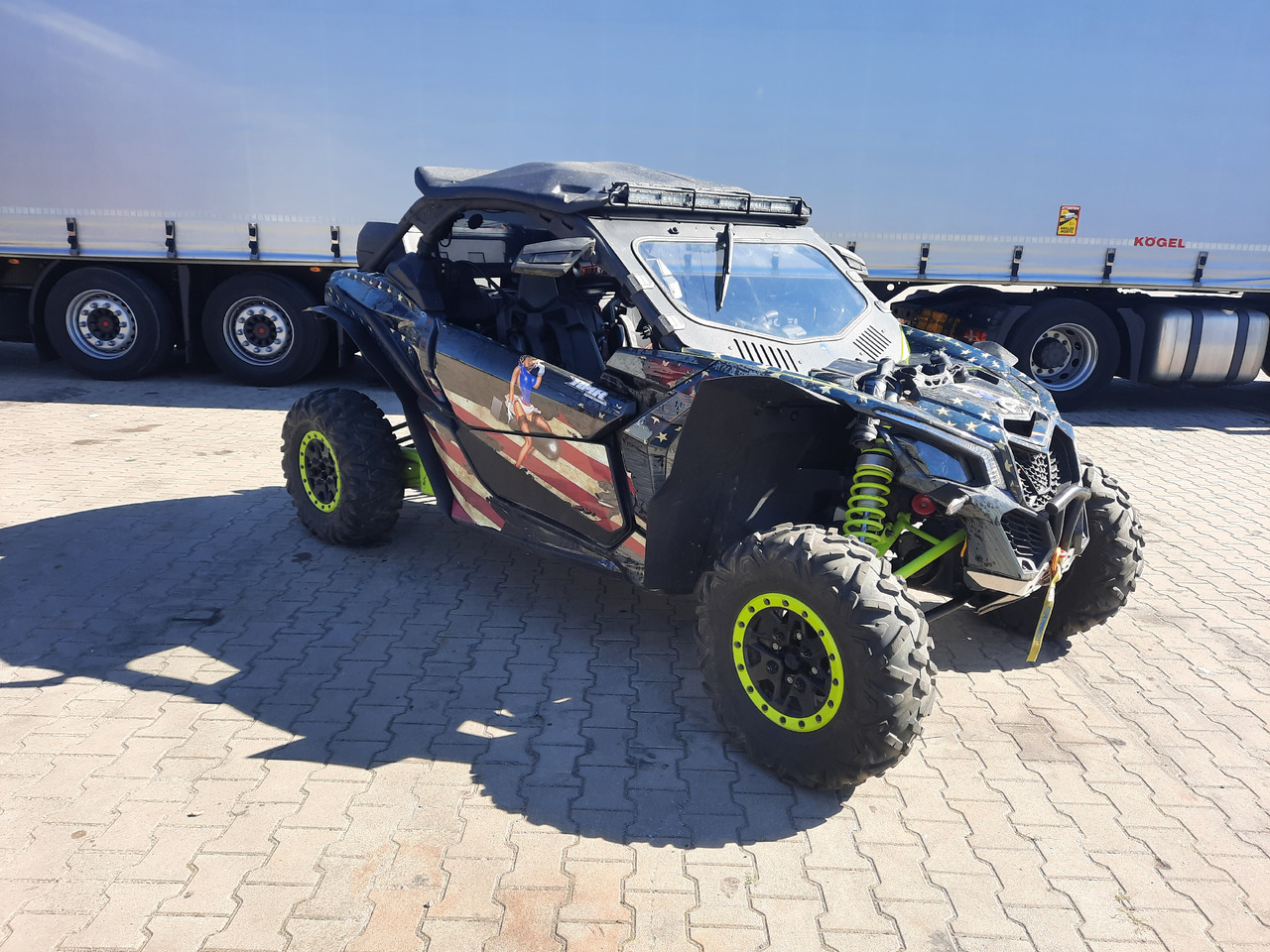 CAN-AM Maverick X3 XDS z homologacją - Quadricycle: photos 1 CAN-AM Maverick X3 XDS z homologacją - Quadricycle: photos 1