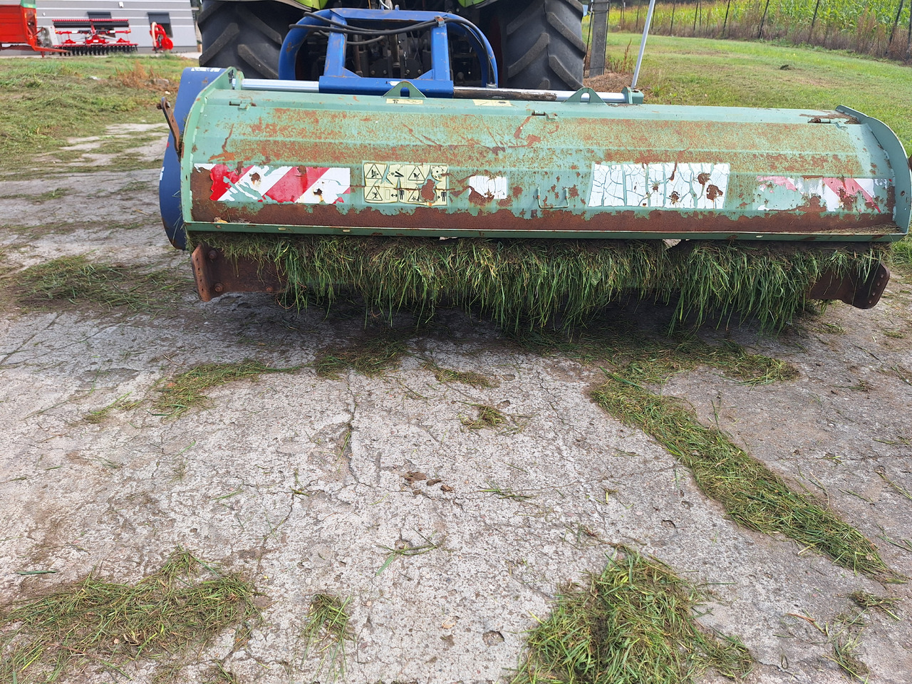 Desvoys  - Faucheuse: photos 2 Desvoys  - Faucheuse: photos 2